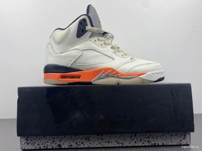 5 Retro Jordan Total DC1060-100 Orange 1106